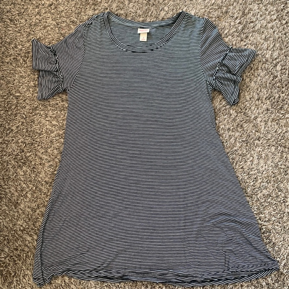Dress from TJ MAXX. I’m good condition. Only worn a couple of times.